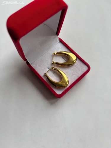 Zlacené náušnice z chirurgické oceli