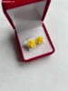 Další: Náušnice ve tvaru růžiček v zářivě žluté barvě