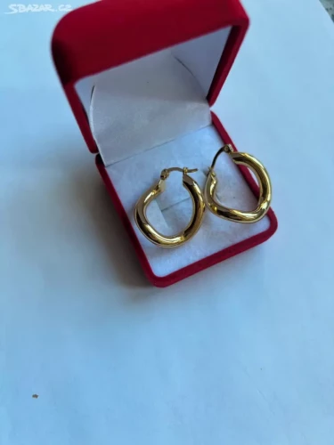 Kroucené zlacené náušnice z chirurgické oceli