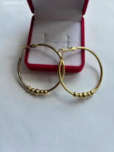 Zlacené kruhy z chirurgické oceli