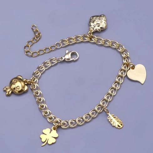 Pozlacený dámský náramek z chirurgické oceli s přívěsky