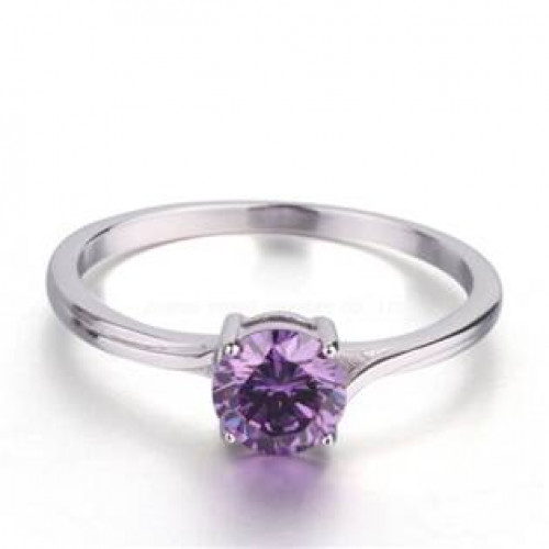 Stříbrný prsten s fialovým zirkonem