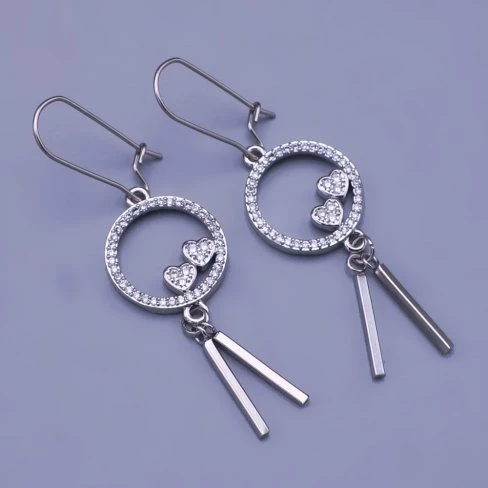 Luxusní visací náušnice z chirurgické oceli se srdíčky