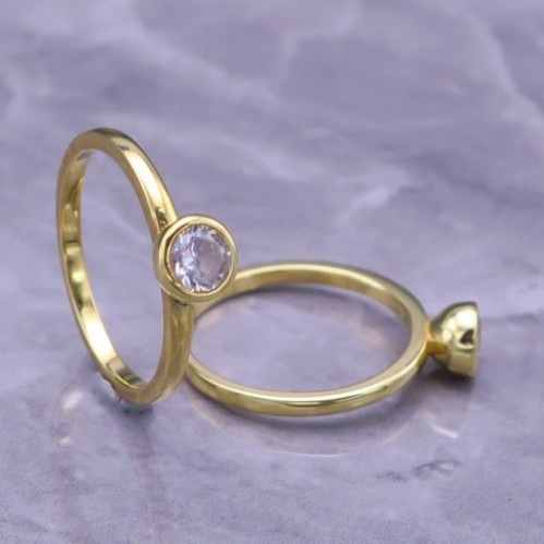 Stříbrný pozlacený prsten 925 se zirkonem