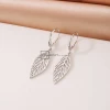 Další: Stříbrné náušnice ve tvaru lístku