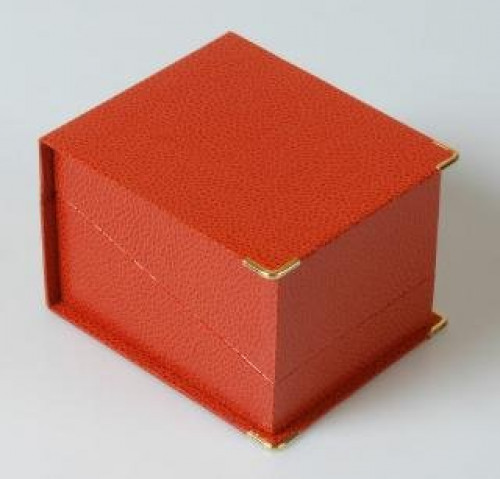 Oranžovo červená krabička