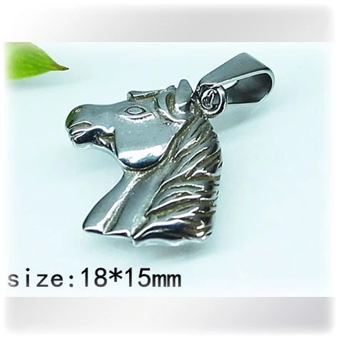 Přívěsek hlavy koně z chirurgické oceli