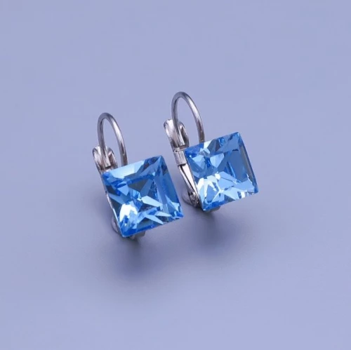 Náušnice Swarovski kostky 8 mm > varianta Modrá