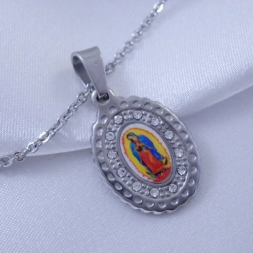 Přívěsek z chirurgické oceli madonka 18x13mm s řetízkem