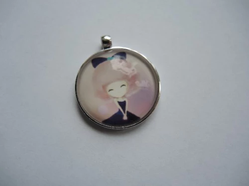 Přívěsek s panenkou Růženkou-Rhodiovaný