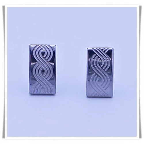 Puzetové náušnice z chirurgické oceli