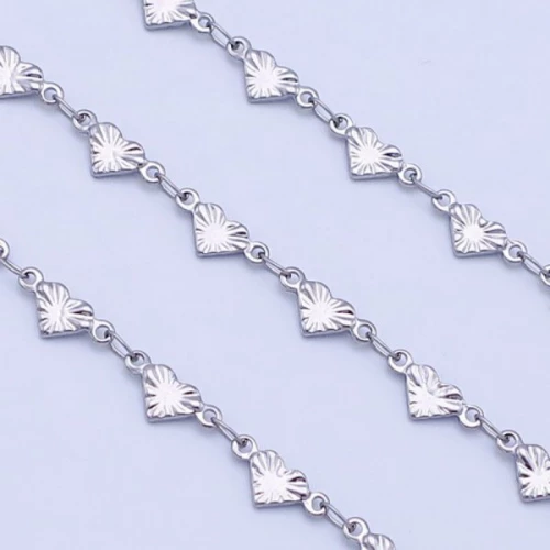 Řetízek z chirurgické oceli srdíčka 4mm