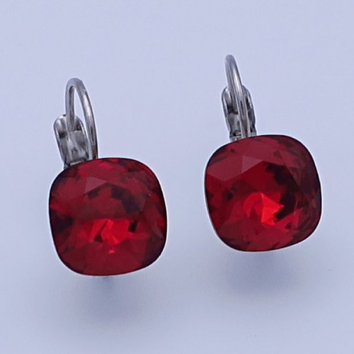 Náušnice Swarovski scarlet 10mm chrurgická ocel