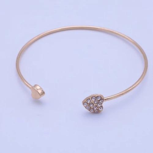 Zlacený dámský náramek srdíčko se zirkony