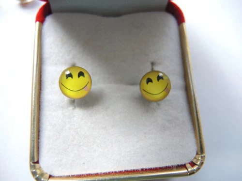 Oblíbené náušničky smajlíci > varianta 15