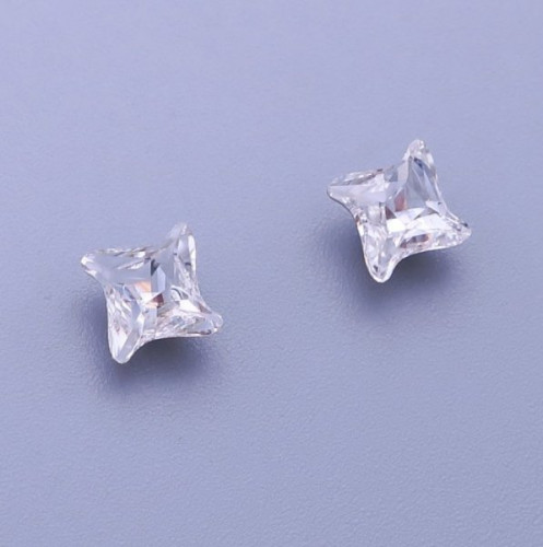 Náušnice Swarovski Twister 6mm crystal ( čirá )