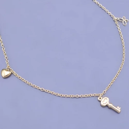 Zlacený řetízek z chirurgické oceli s přívěsky