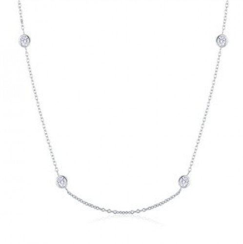 Stříbrný náhrdelník s čirými zirkony