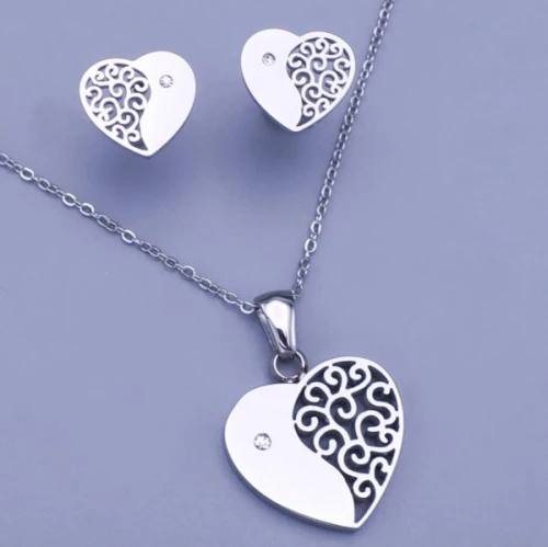 Souprava srdíčka se zirkony z chirurgické oceli