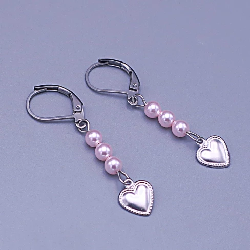 Dětské náušnice srdíčka s růžovými Swarovski® perličkami – chirurgická ocel