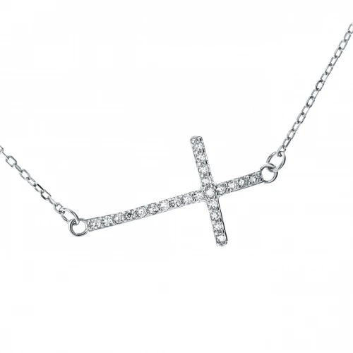 Stříbrný náhrdelník s křížkem