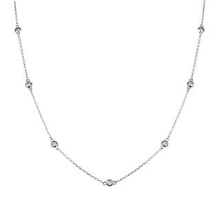 Střibrný náhrdelník se zirkony