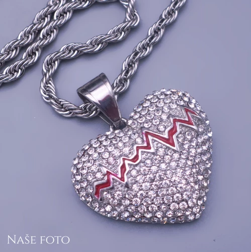 Přívěsek srdce s řetízkem z chirurgické oceli