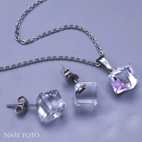 Souprava Swarovski kostky 8mm měnící z chirurgické oceli