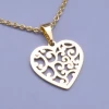 Další: Krásný dámský srdíčkový přívěsek z pozlacené chirurgické oceli