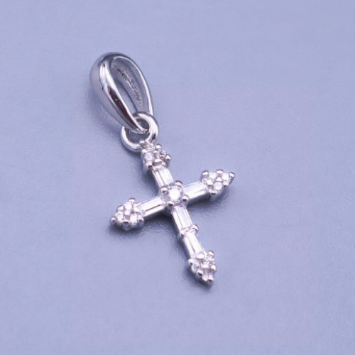 Jemný dámský stříbrný přívěsek - křížek s kamínky